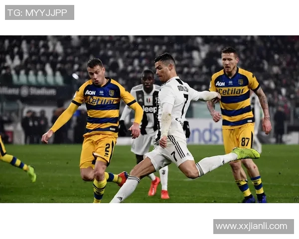 尤文图斯与巴塞罗那对决结果揭晓直播回顾与精彩瞬间分析