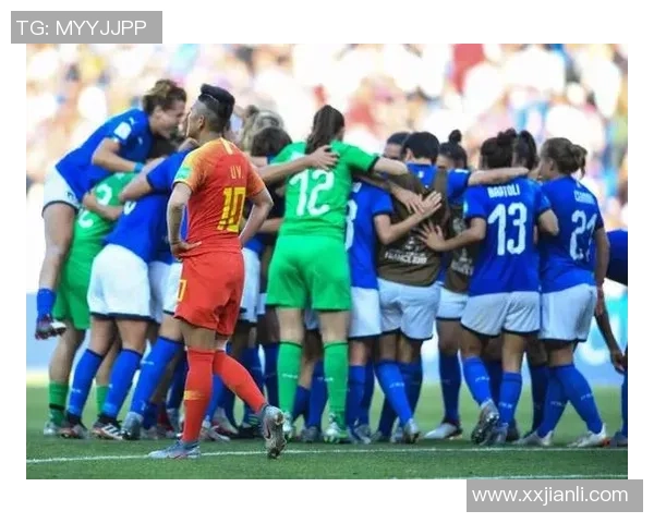 墨胜利与柏斯光荣的激烈对决展现足球魅力与团队精神的巅峰较量 墨胜利与柏斯光荣的激烈对决展现足球魅力与团队精神的巅峰较量