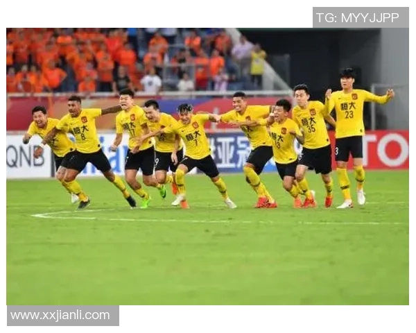 恒大与鲁能精彩对决点球大战全程录像回放分析