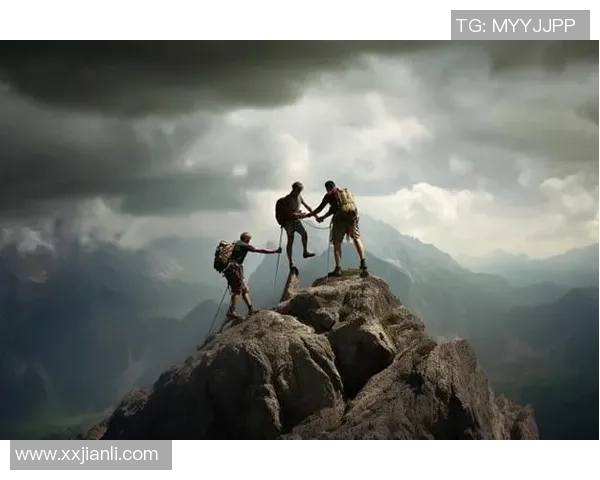 南京攀岩队的个人能力揭秘：挑战极限与团队精神的完美结合